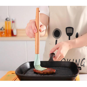 EM PINCEL DE SILICONE COM CB MADEIRA EM9695