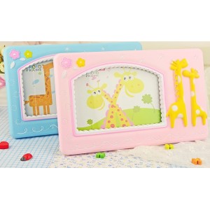 EM PORTA RETRATO GIRAFA 6